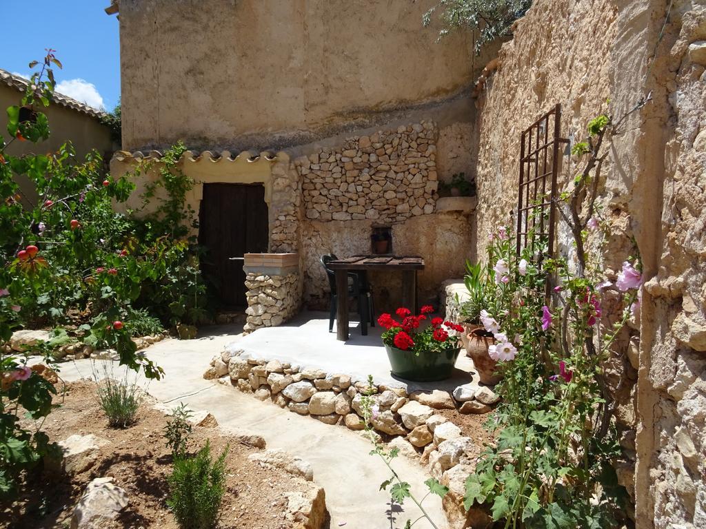 Cortijo Romero Venta de Micena Exterior foto